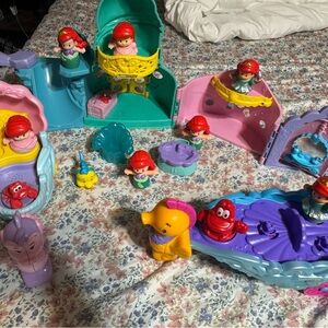 Fisher-Price Little People Mermaid Playset - Red, Teal, Purple, Yellow